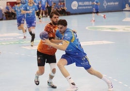 Imágenes de la derrota del Recoletas este domingo en Huerta del Rey ante Torrelavega