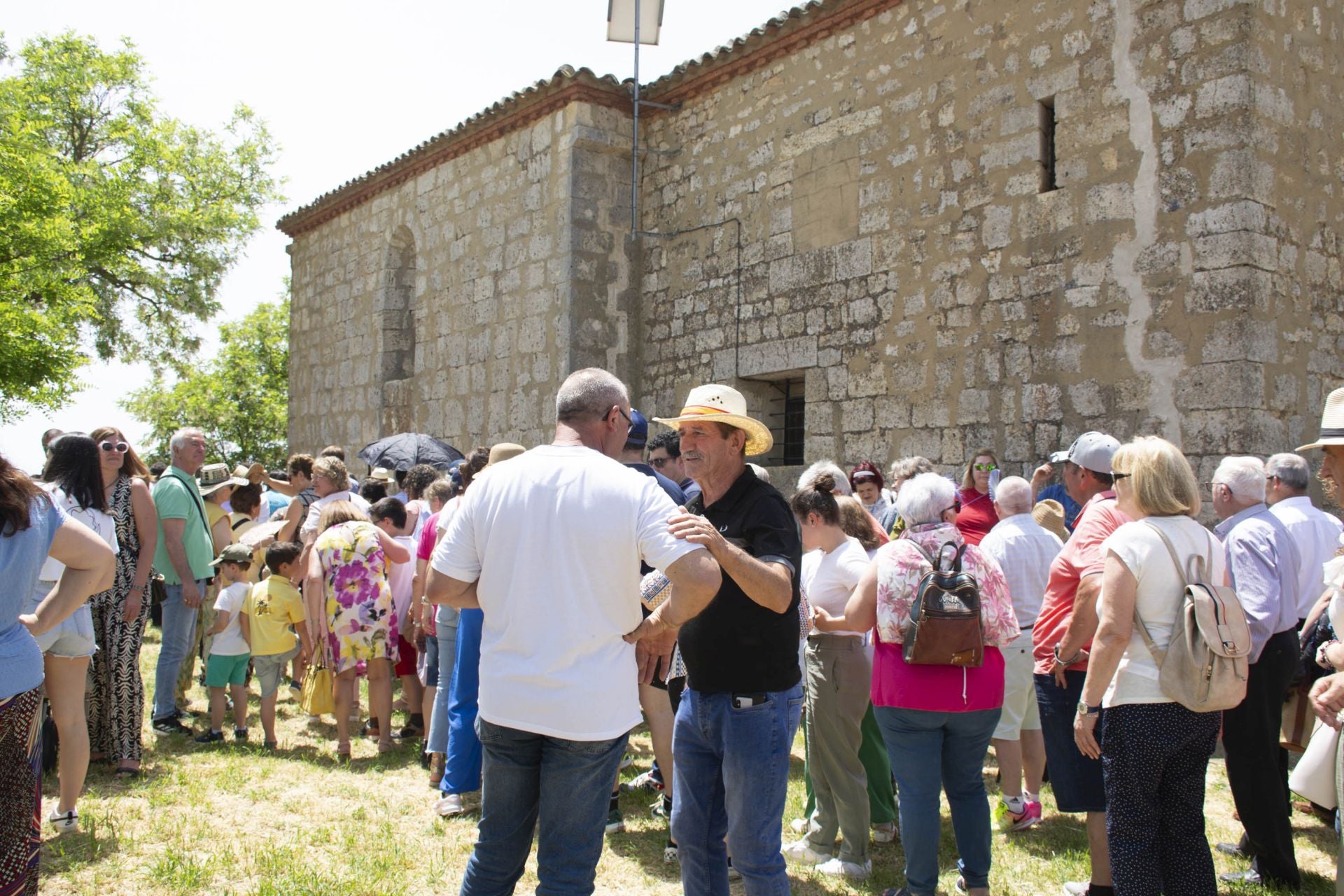 Becerril disfruta de la romería del Cristo de San Felices