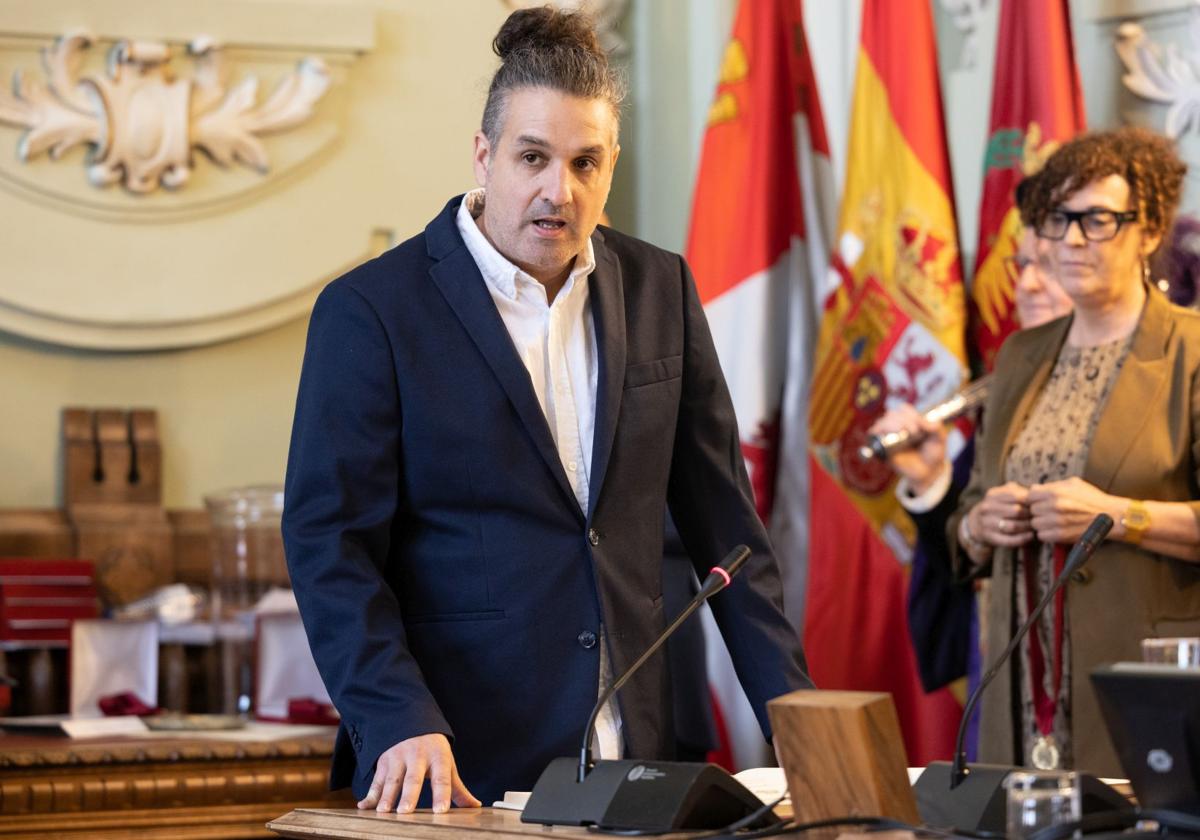 Dimite el concejal de Toma la Palabra Jonathan Racionero por «razones personales»