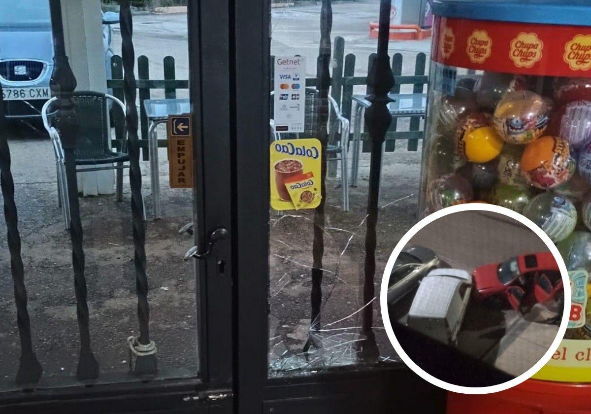 Puerta principal del bar Santa Ana de Mayorga fracturada. En el círculo, colisión del coche fugado en la calle Gregorio Marañón de Arroyo.