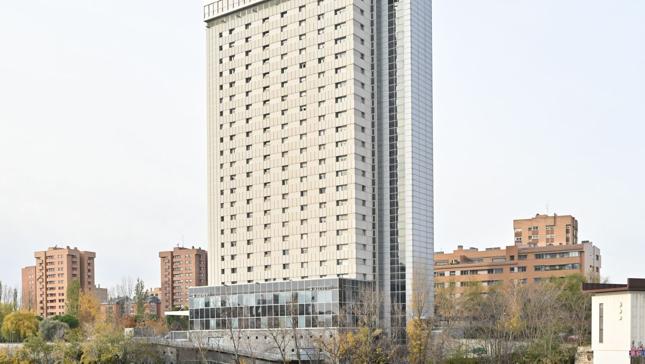 ¿Cómo iba a llamarse el complejo de las torres?