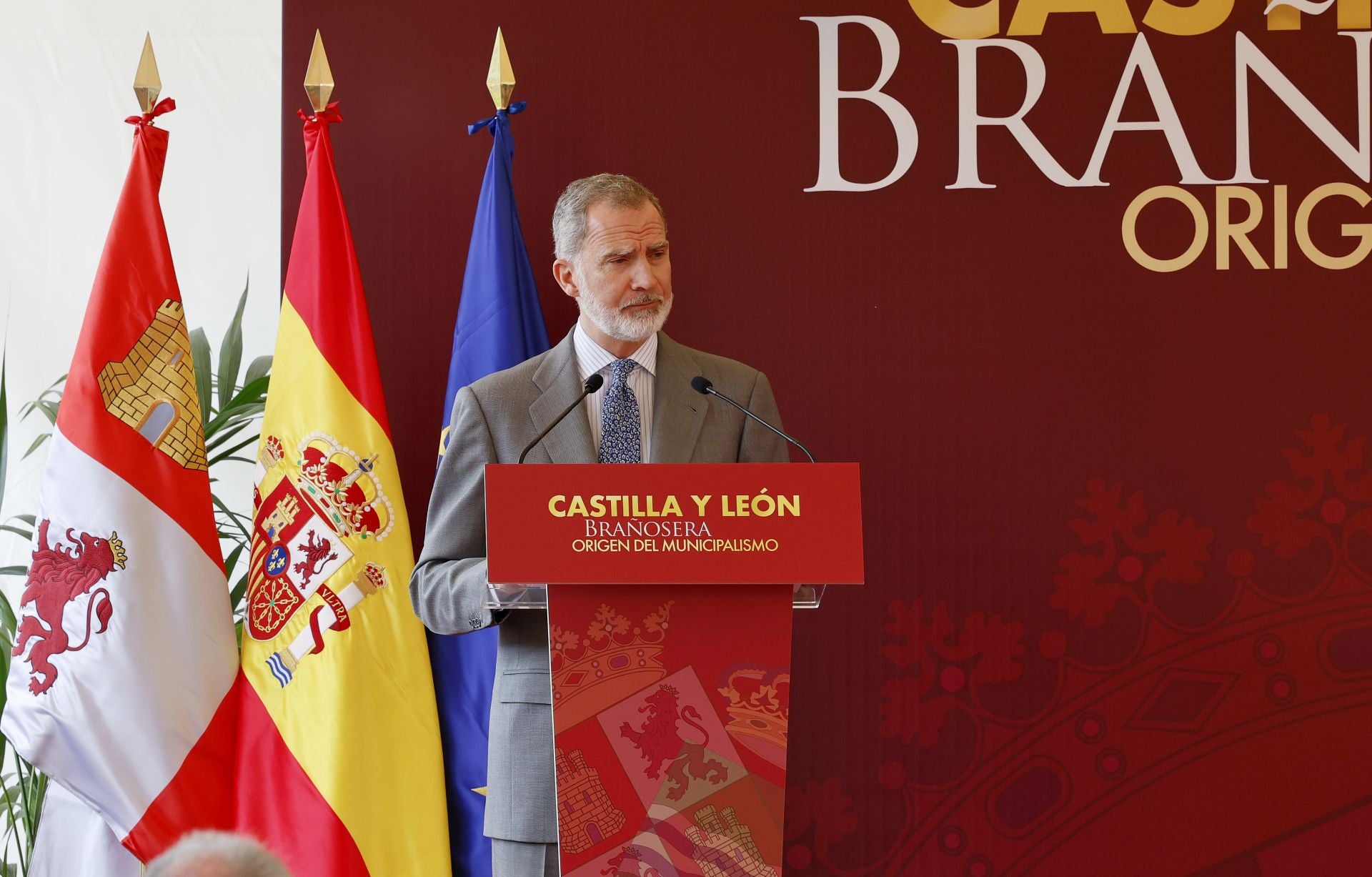 La visita de los Reyes a Brañosera, en imágenes