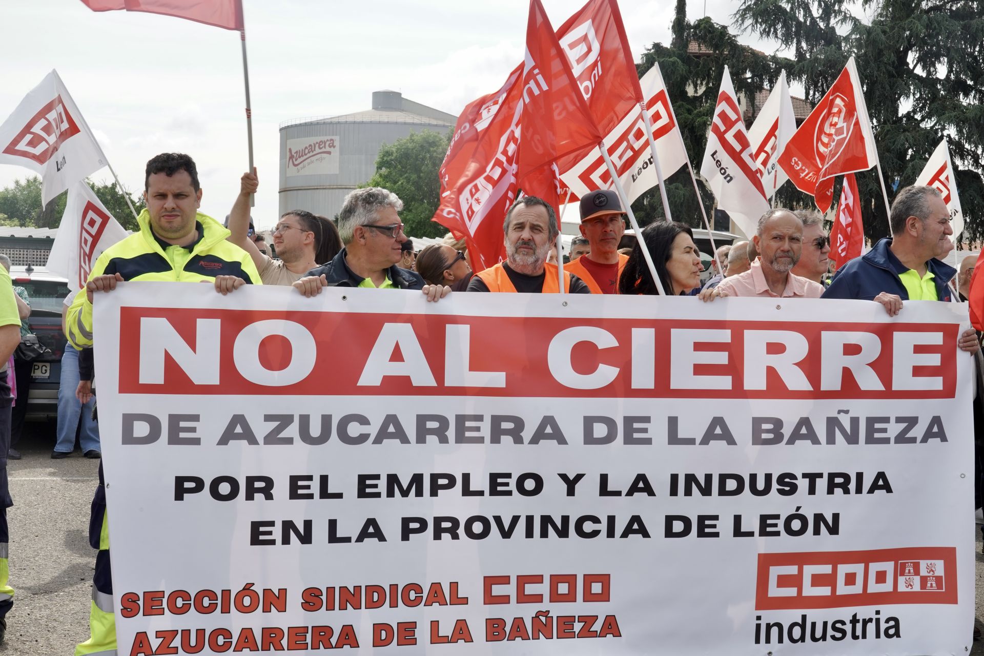 Concentración de trabajadores de Azucarera de La Bañeza