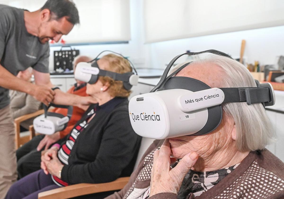 Los residentes de Cordia utilizaron las gafas de realidad virtual del proyecto.