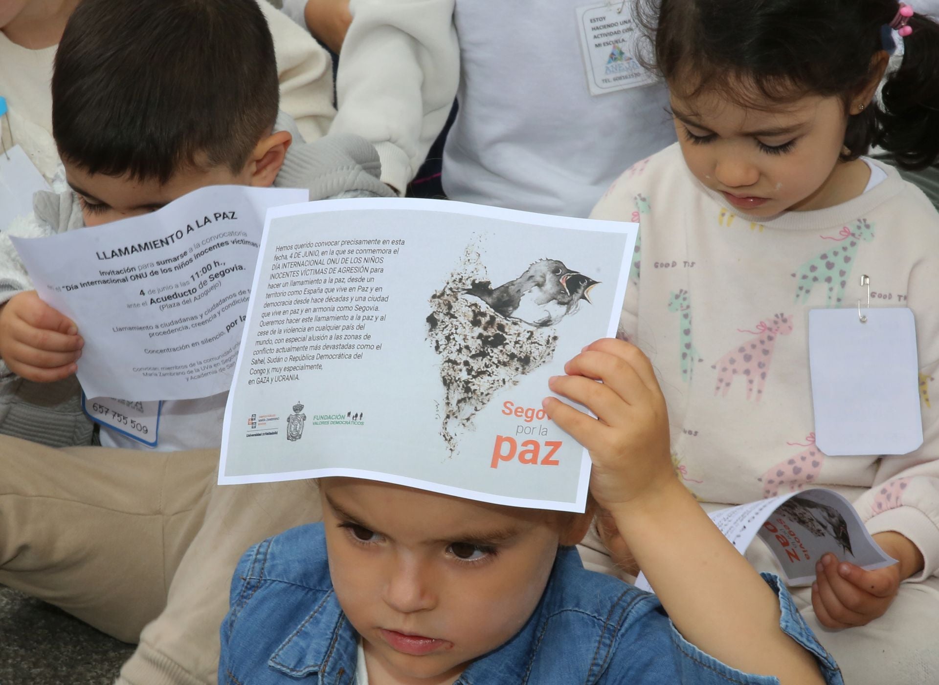 Fotos de la concentración por la paz en Segovia