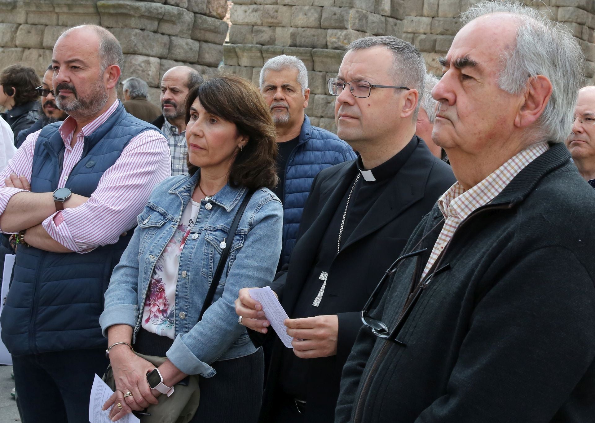Fotos de la concentración por la paz en Segovia