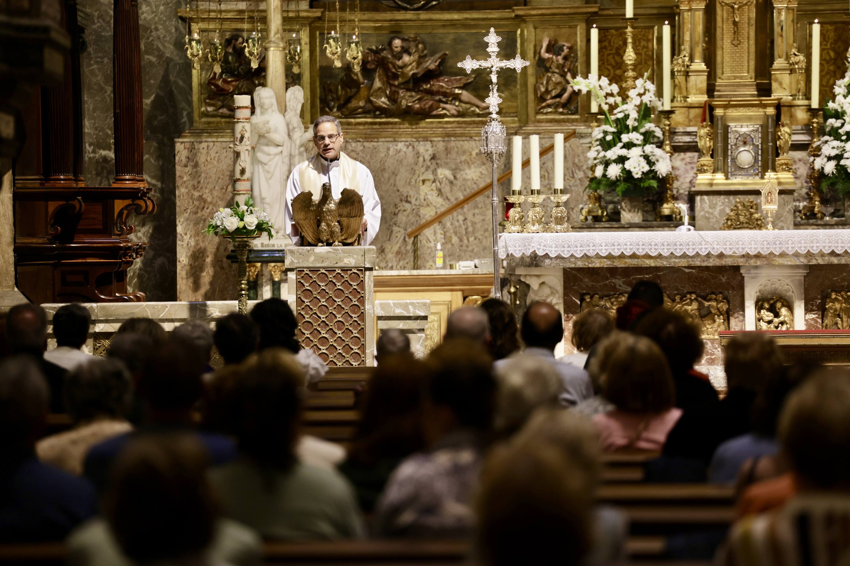 La veneración a la reliquia de Santa Margarita María de Alacoque, en imágenes