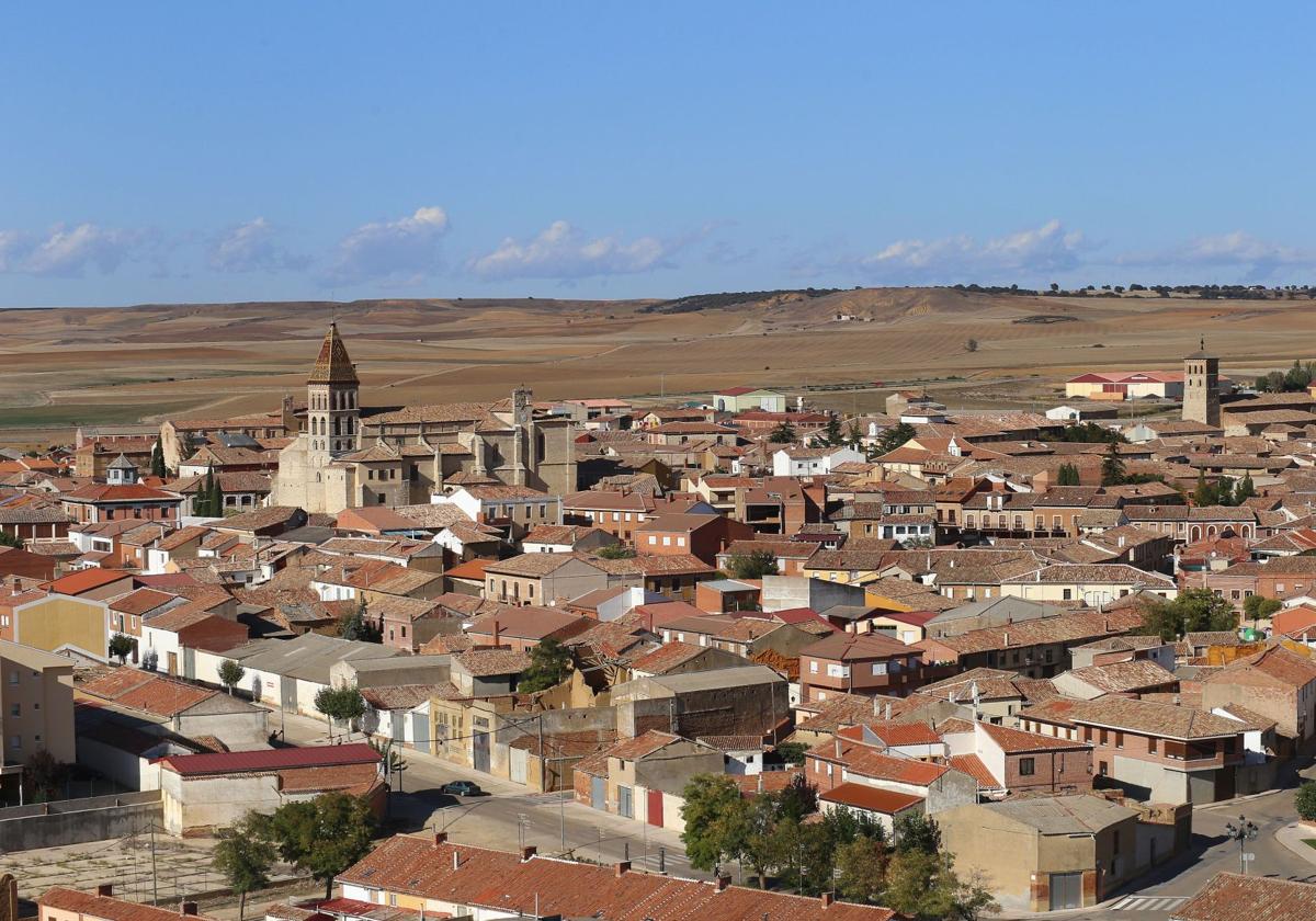 Paredes de Nava logra 150 nuevos vecinos con la Oficina de Repoblación
