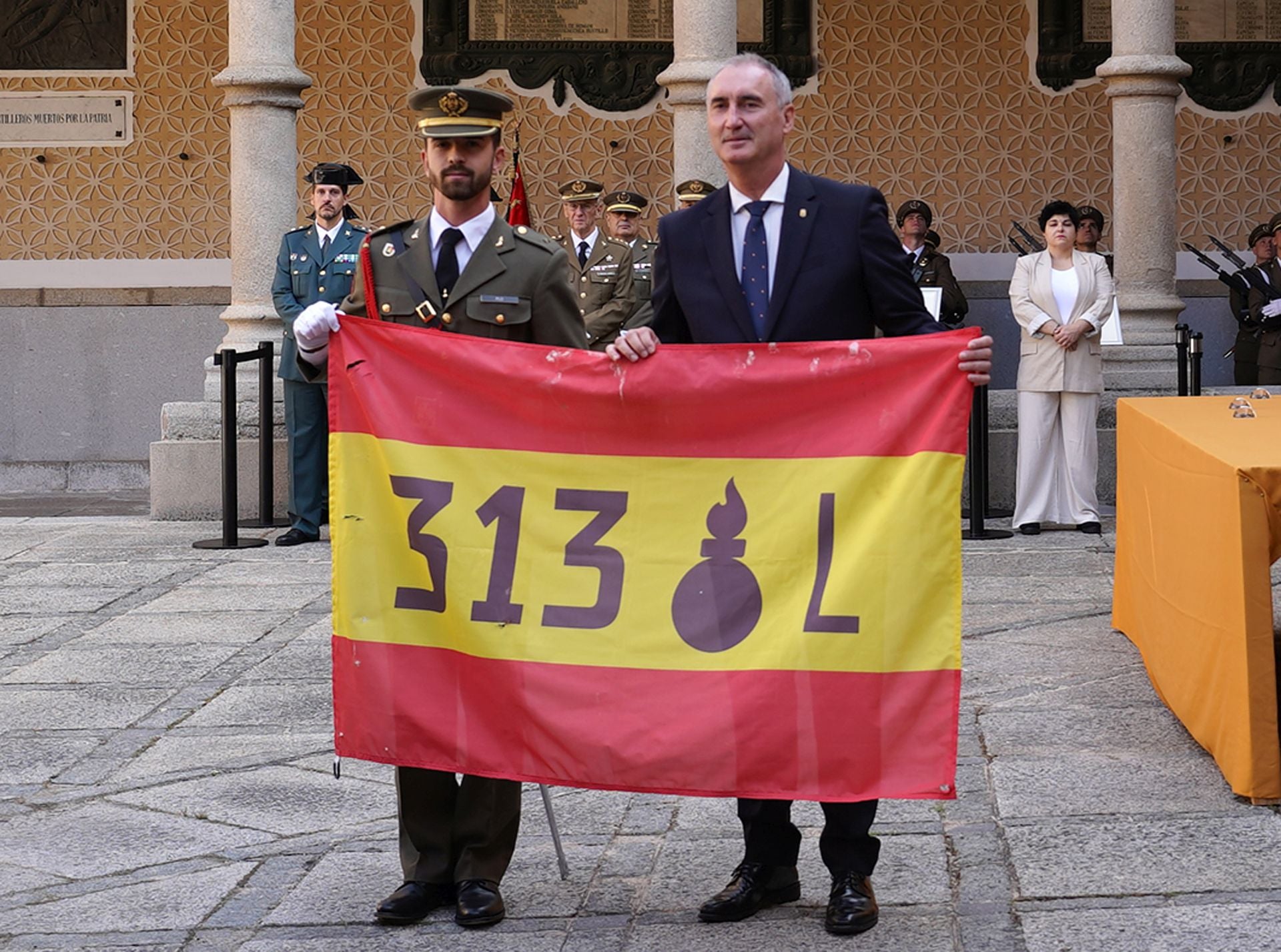 Fotos del acto de fin de curso de la Academia de Artillería