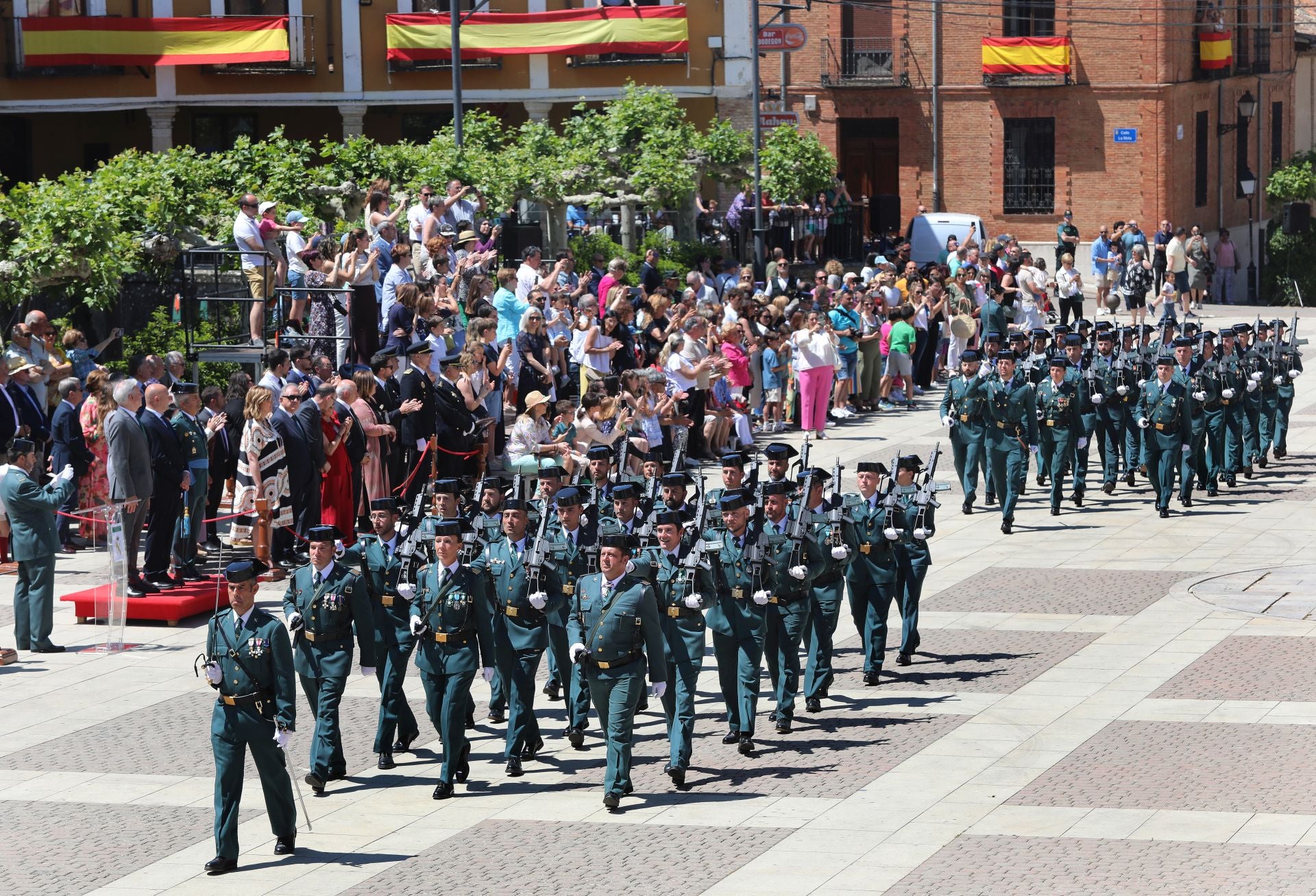 La Guardia Civil honra en Paredes de Nava sus 181 años de historia