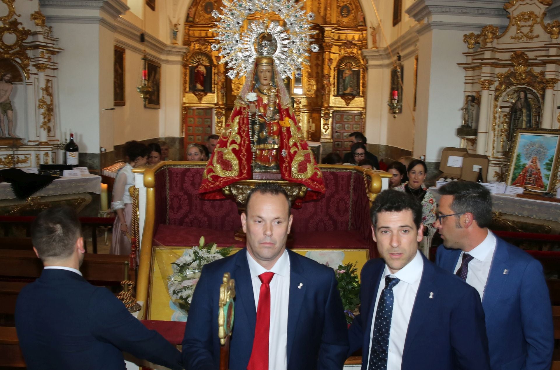La romería de la Virgen del Bustar, en imágenes