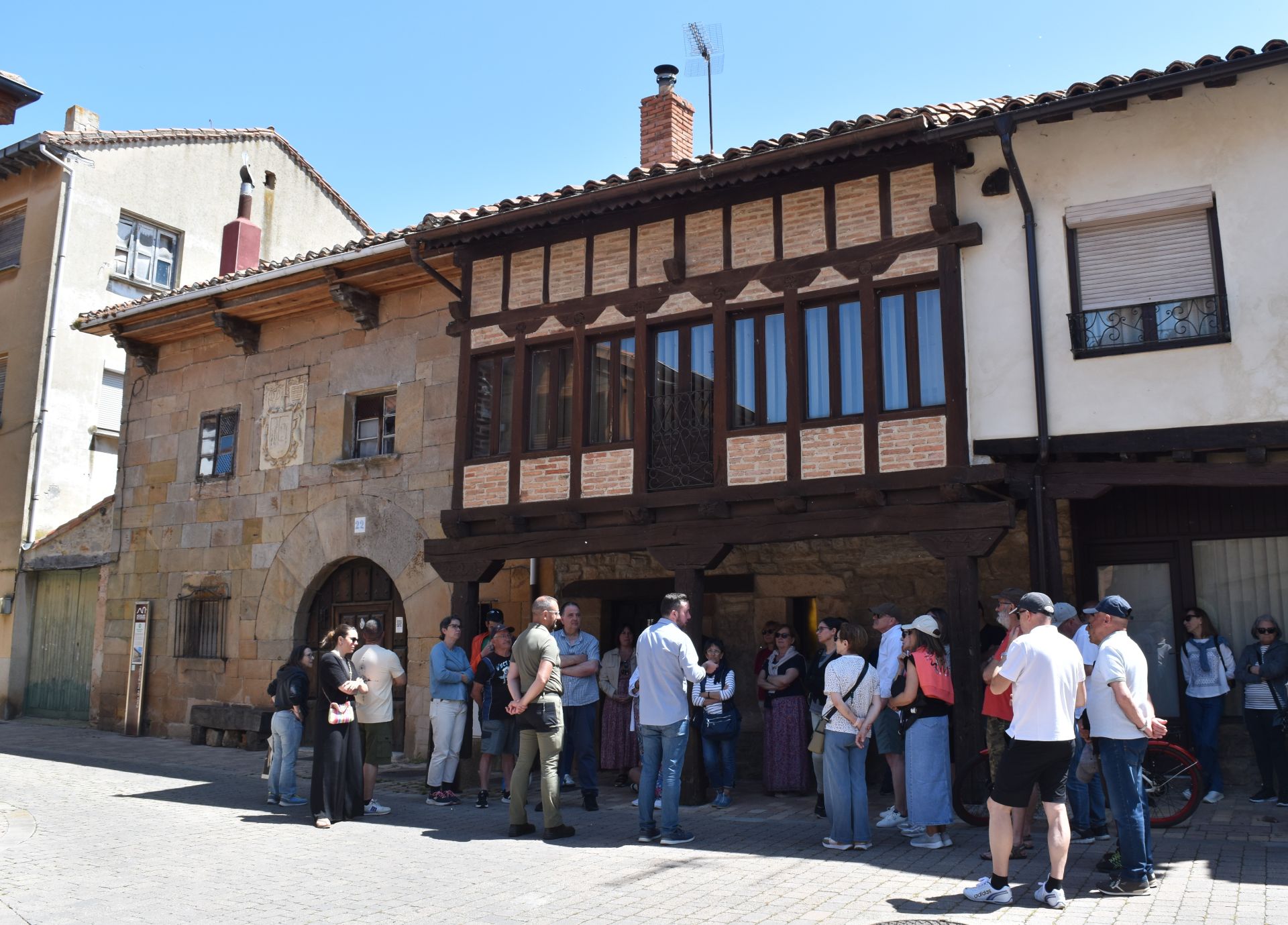 Caminar y charlar en Aguilar de Campoo