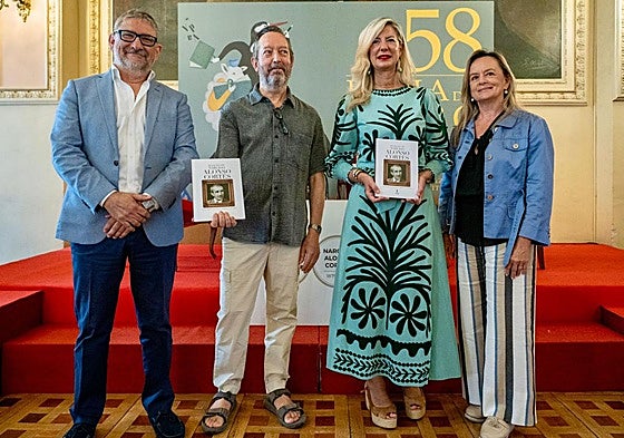 Presentación en el Círculo de Recreo de la reedición de la biografía escrita por la nieta de Narciso Alonso Cortés, Victorína Alonso-Cortés Concejo.