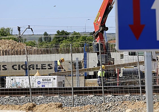 Trabajos del primer tramo del Ave en Palencia.