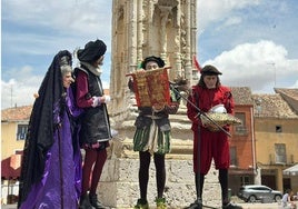 El mercado destaca un año más por su cuidada animación con divertidos personajes de teatro de calle