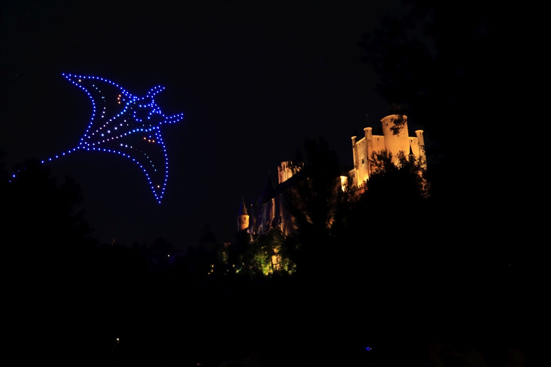 El espectáculo de drones por el Picnic Day, en imágenes