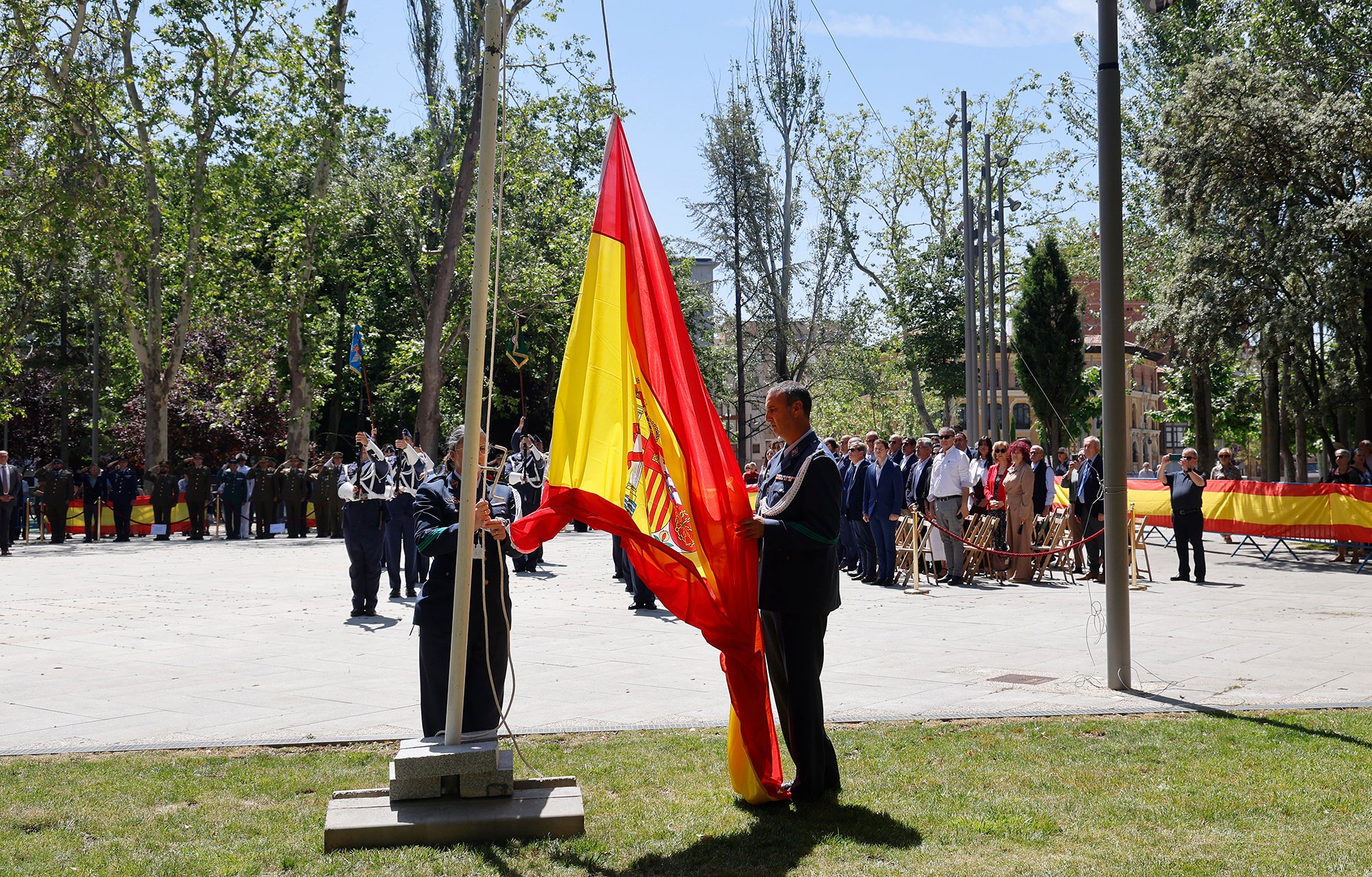 Palencia reaviva el compromiso con las Fuerzas Armadas