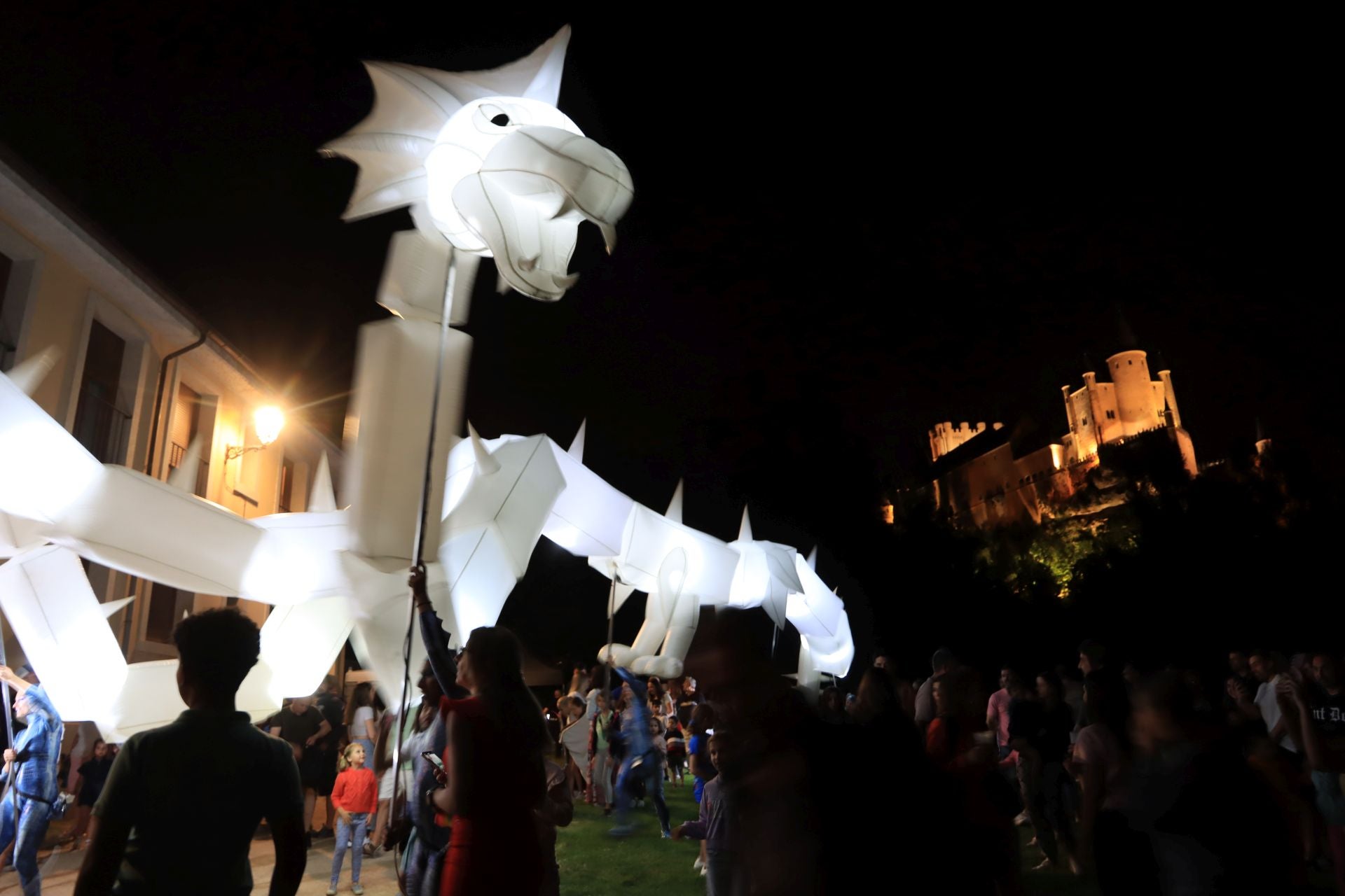 El espectáculo de drones por el Picnic Day, en imágenes