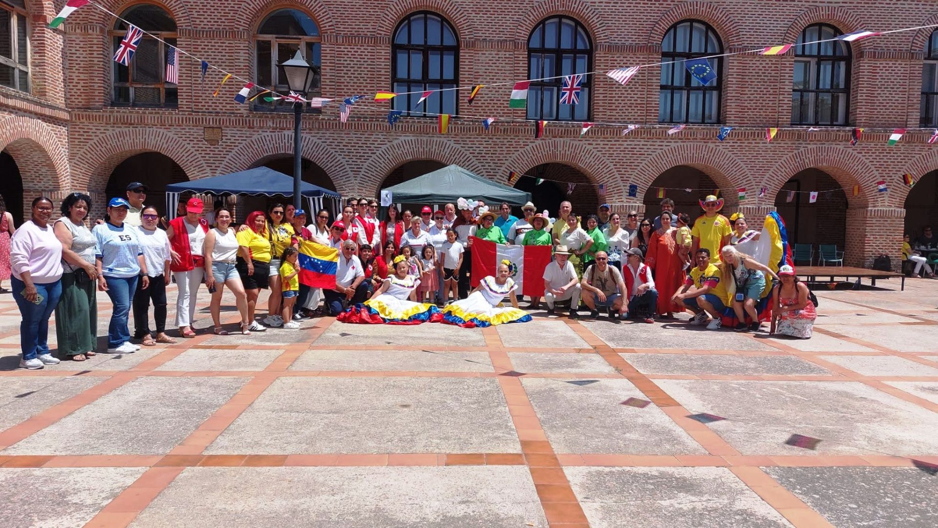 La fiesta gastronómica y multicultural de Olmedo, en imágenes