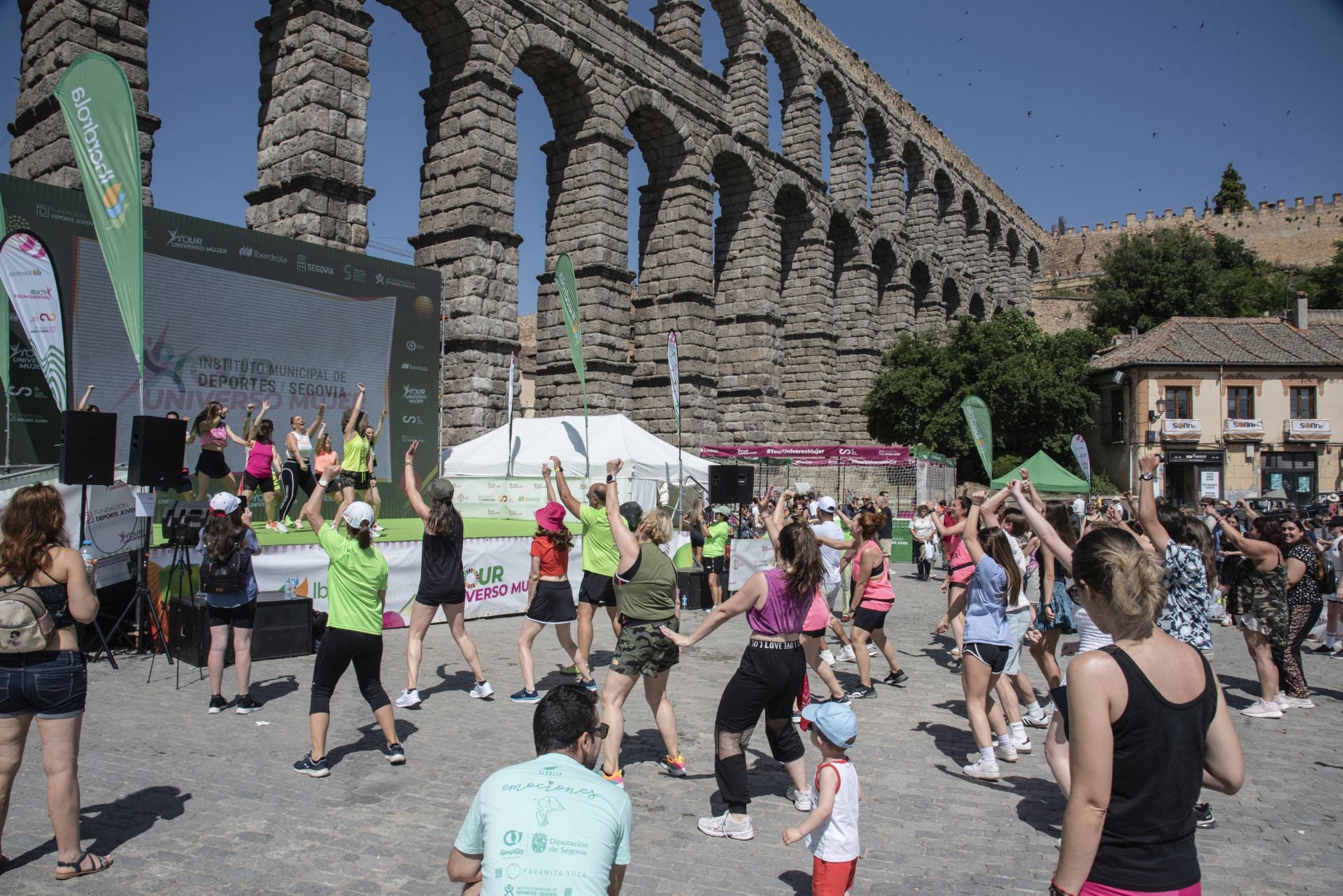 Fotografías del Tour Universo Mujer en Segovia