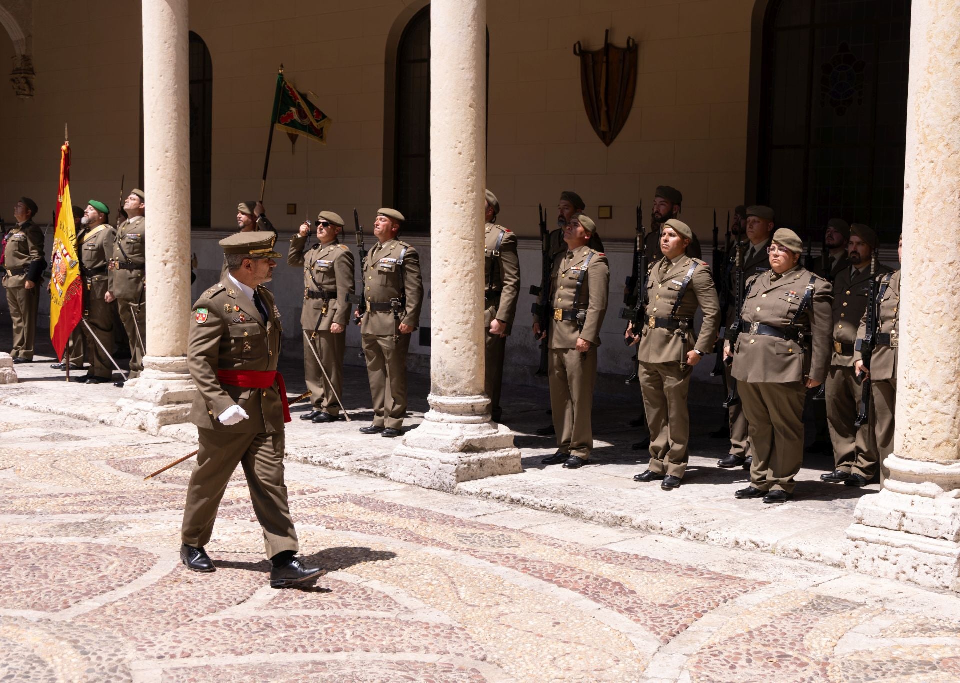 Las imágenes del acto militar en el Palacio Real de Valladolid