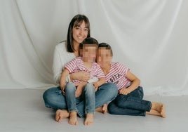 Arima Gómez con sus hijos Darío y Adrián