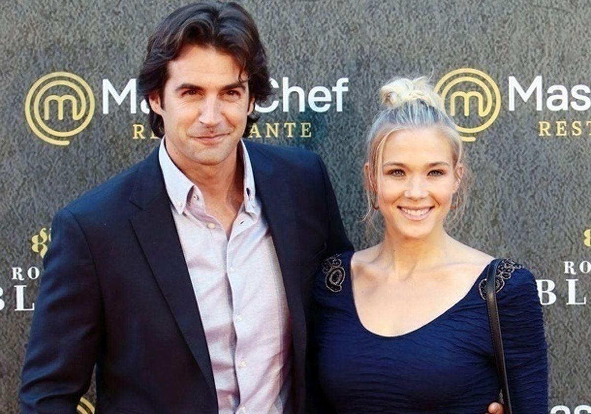 Álex Adrover junto a su esposa Patricia Montero, en una imagen de archivo.