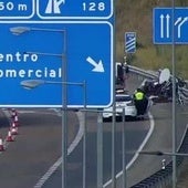 Salida de la 128 de la A-62, donde se ha producido un accidente.