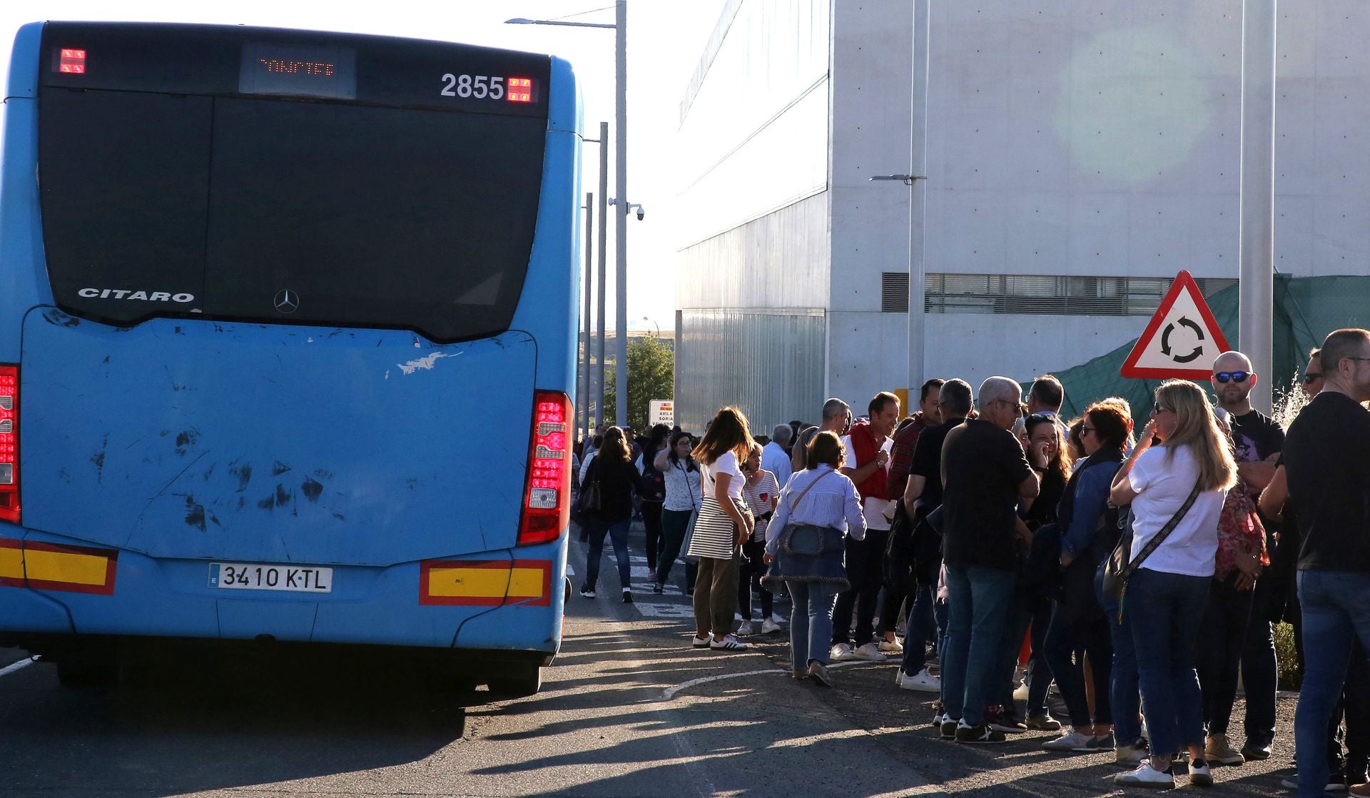 Lanzadera para llegar al edificio CIDE durante un concierto.