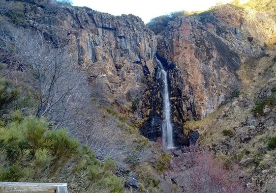 Cascada de Mazobre.