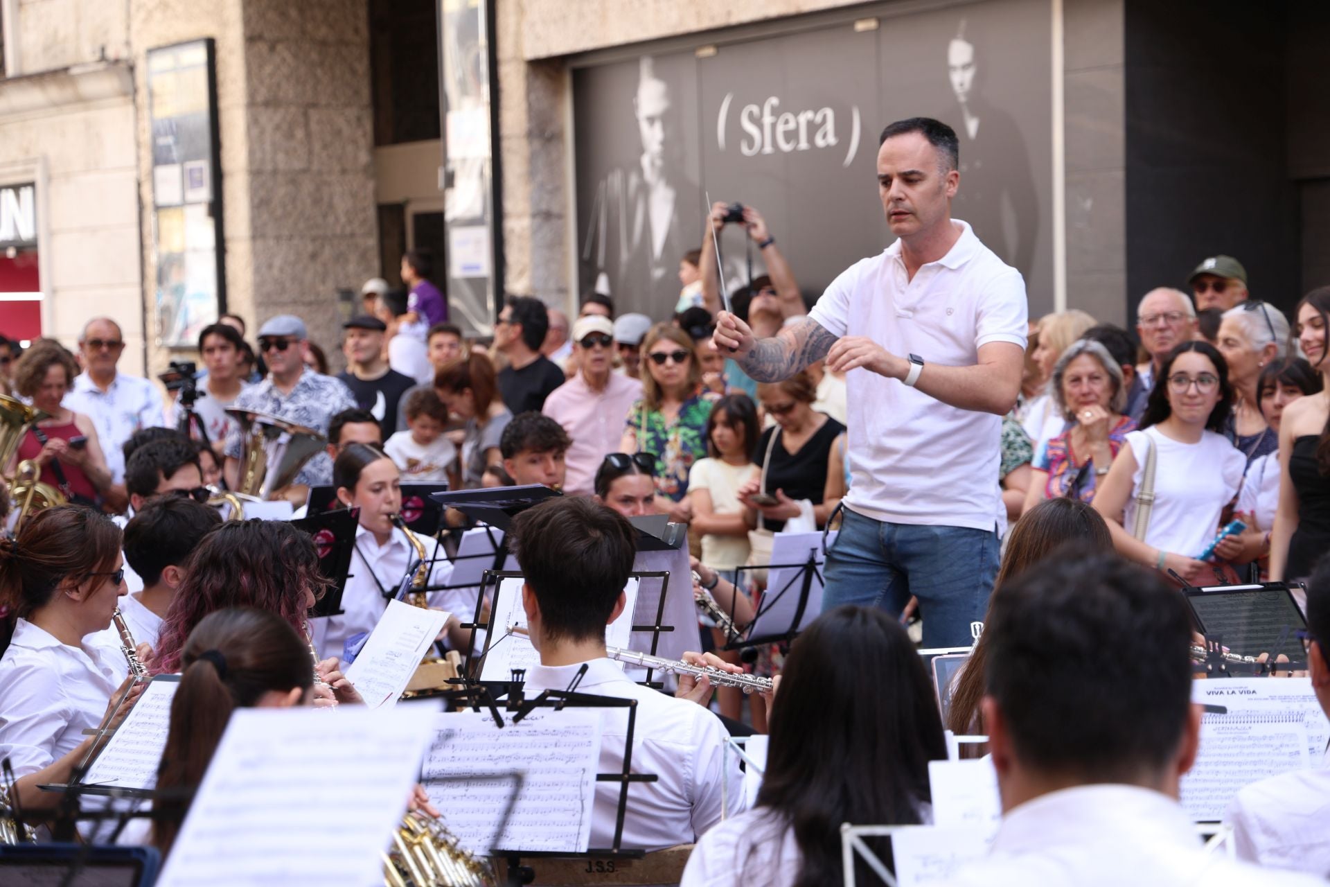 Banda Municipal de Música de Valladolid en la Calle Santiago