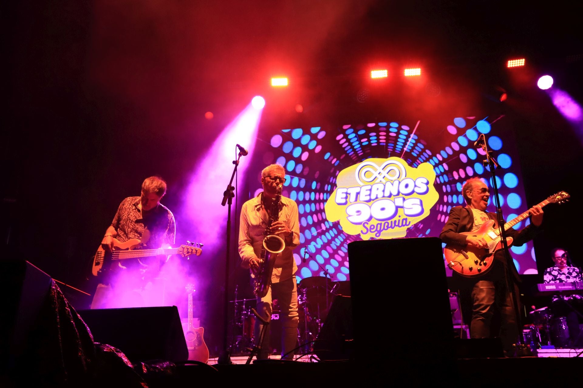 Fotos del concierto Eternos 90s en Segovia