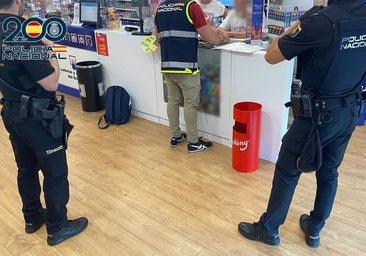 Uno de los registros efectuados por la Policía Nacional.