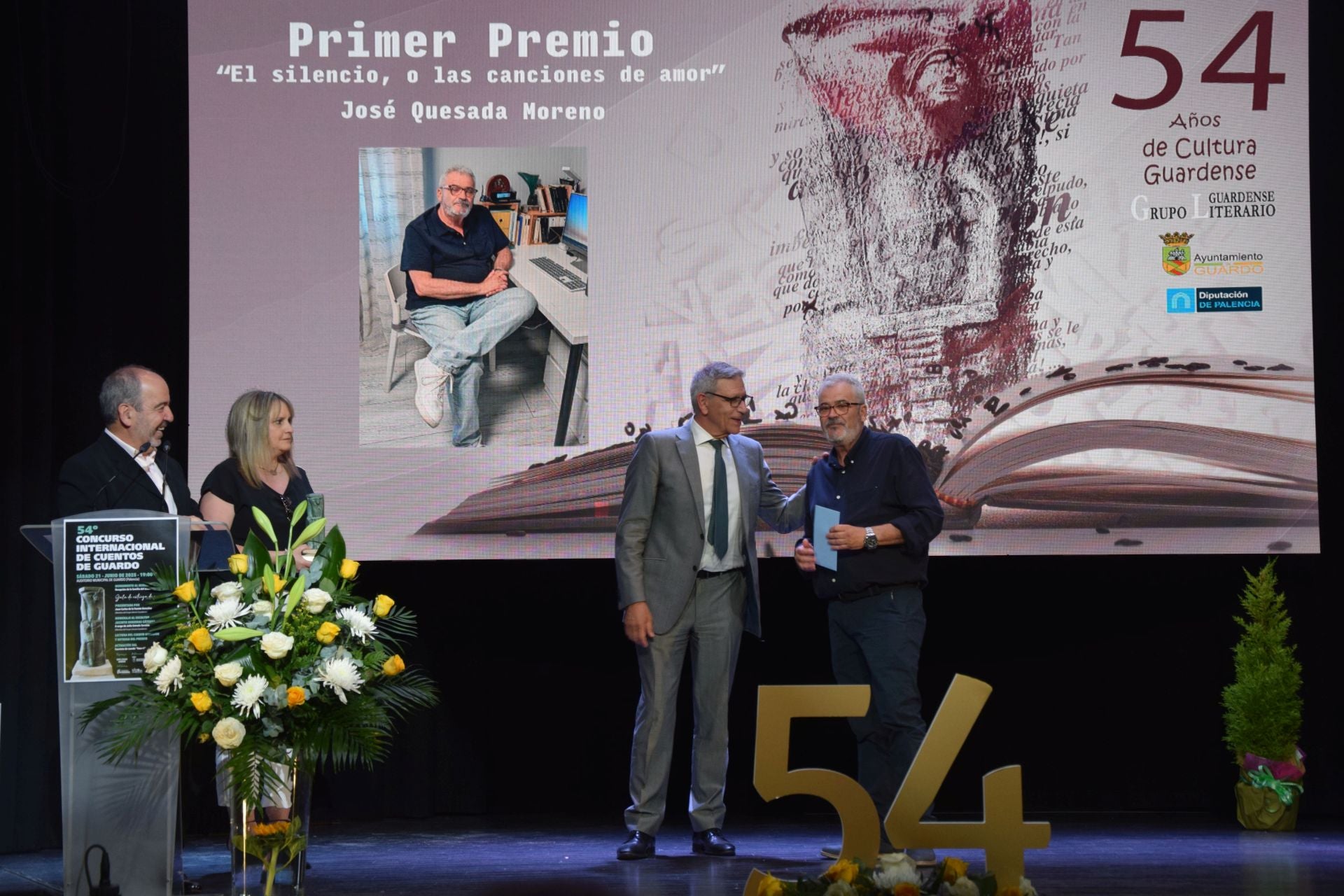 Entrega del premio del Concurso Internacional de Cuentos de Guardo