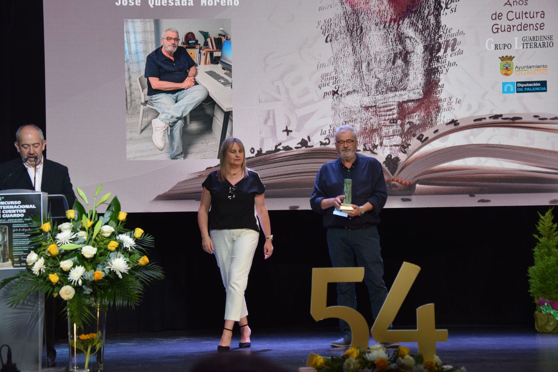 Entrega del premio del Concurso Internacional de Cuentos de Guardo