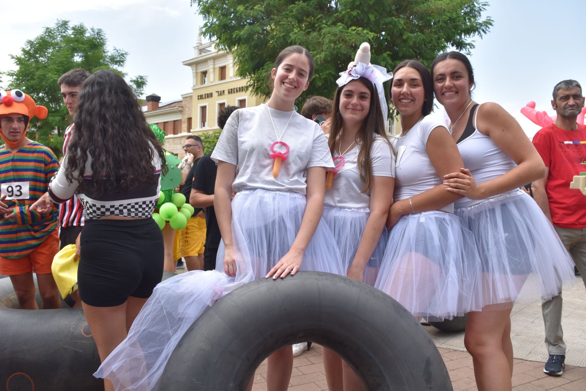 El Pisuerga se llena de coloridos hinchables