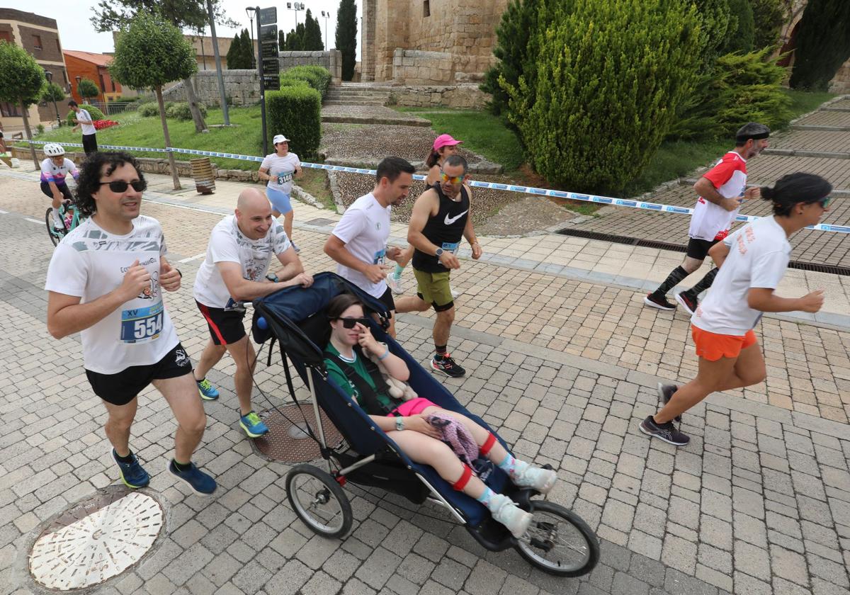 Javier García y Sara García completan su 'póker' de Leguas en Villamuriel