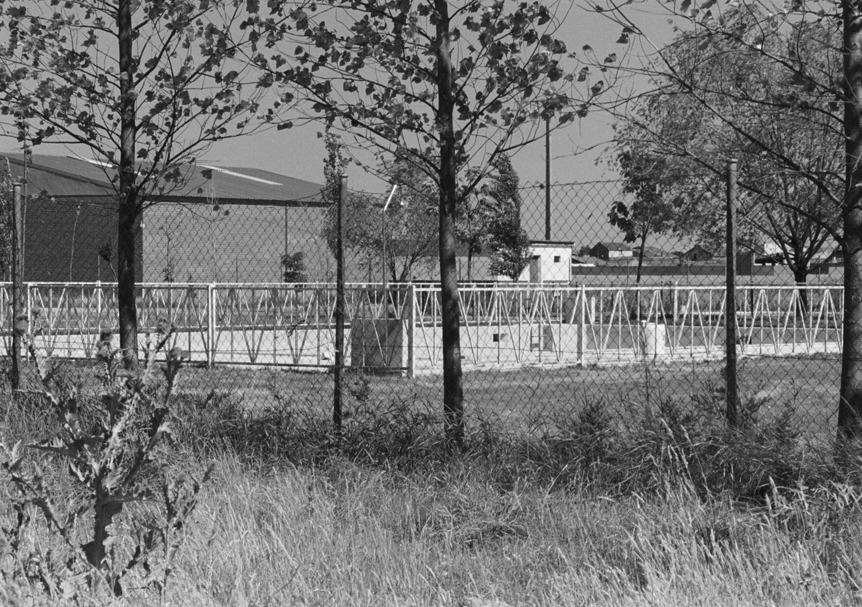 Las piscinas de la localidad en junio de 2000.
