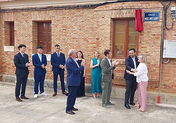 María del Mar Blanco asistió este domingo a la inauguración de la calle en homenaje a su hermano en Villalón de Campos.