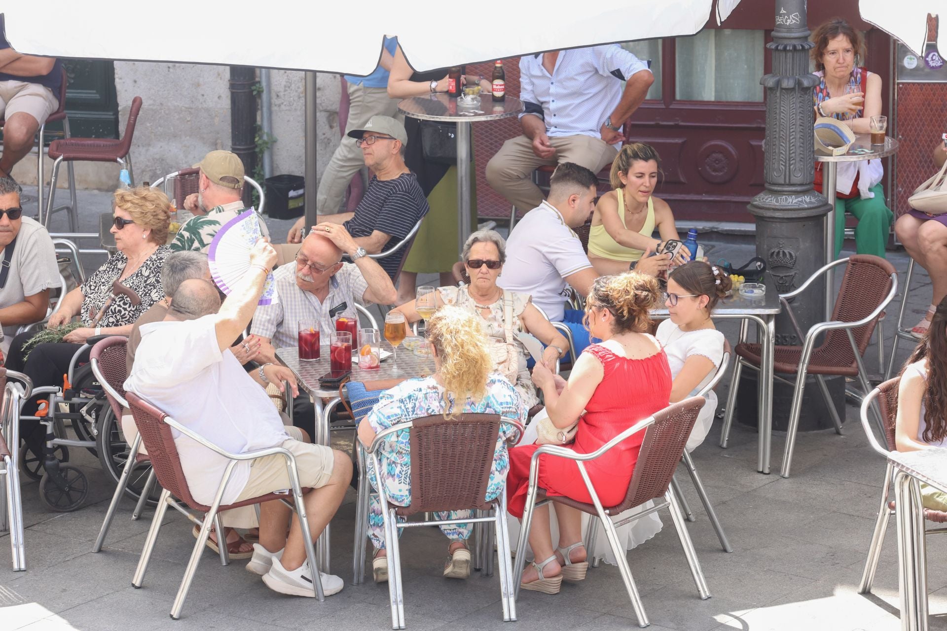 Ambiente en Valladolid a la hora del vermú el Día del Corpus