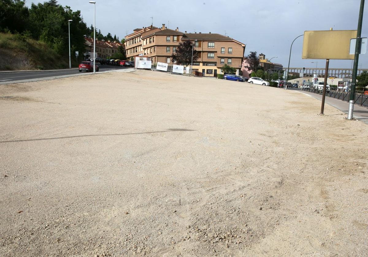 Resultado de la intervención para desmontar el montículo entre San Gabriel y Vía Roma.
