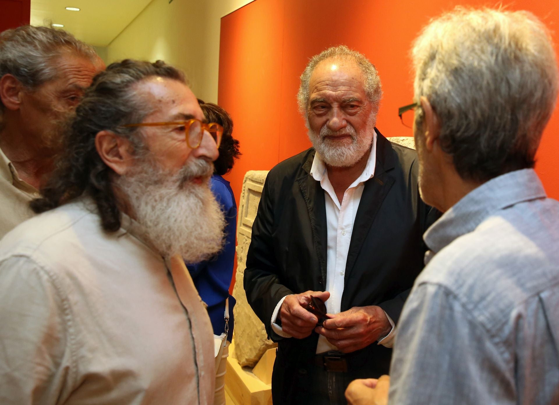 Fotos de la entrega de dos retratos de Agapito Marazuela