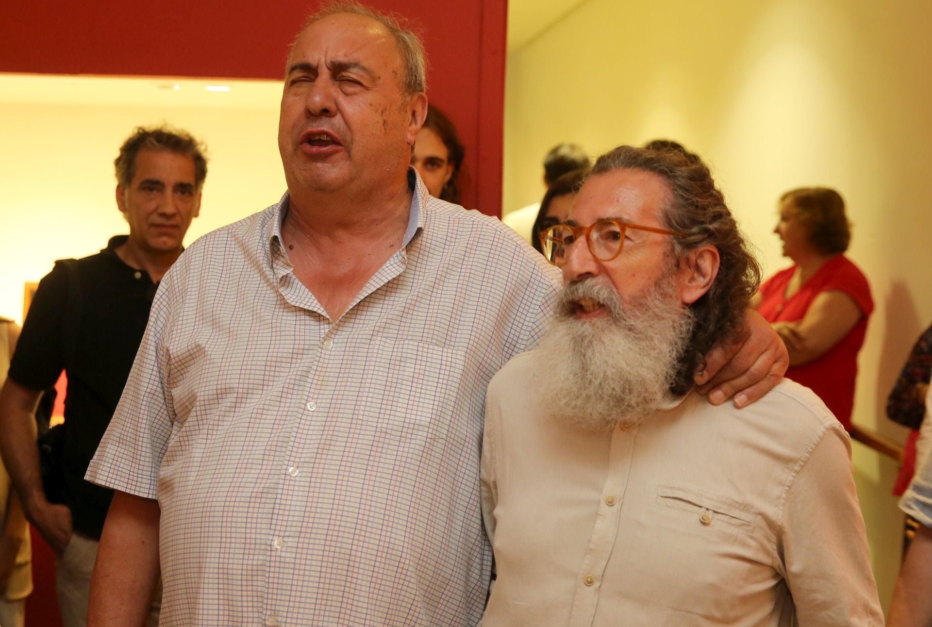 Fotos de la entrega de dos retratos de Agapito Marazuela