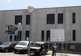 Edificio del futuro colegio de las Madres Concepcionistas en La Lastrilla.