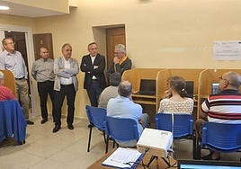 Visita al centro digital de Santibáñez de la Peña.