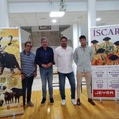 Presentación de los carteles de la feria y festejos populares del ciclo taurino de las Fiestas de Agosto de Íscar.