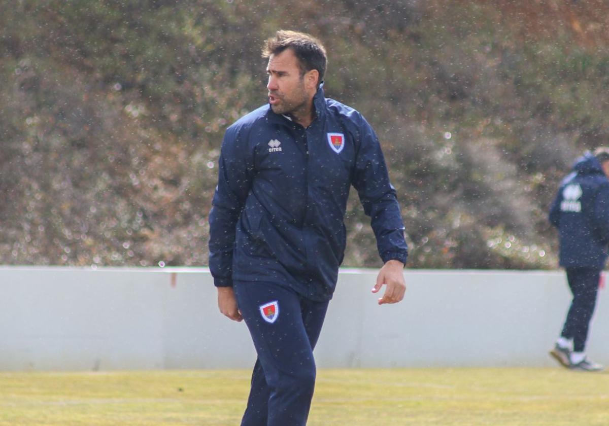 Iñaki Bea, en su etapa como entrenador del Numancia.