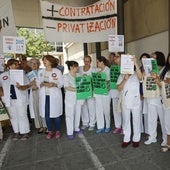 Protesta convocada por Satse, este jueves en el hospital de Palencia.