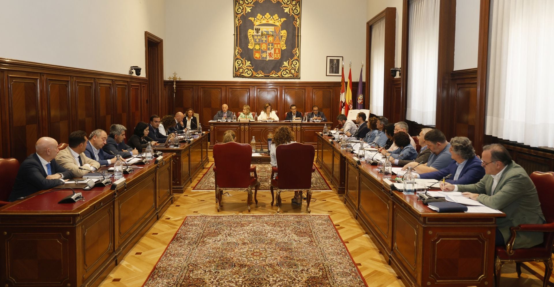 El último pleno de Araceli Villegas en la Diputación de Palencia
