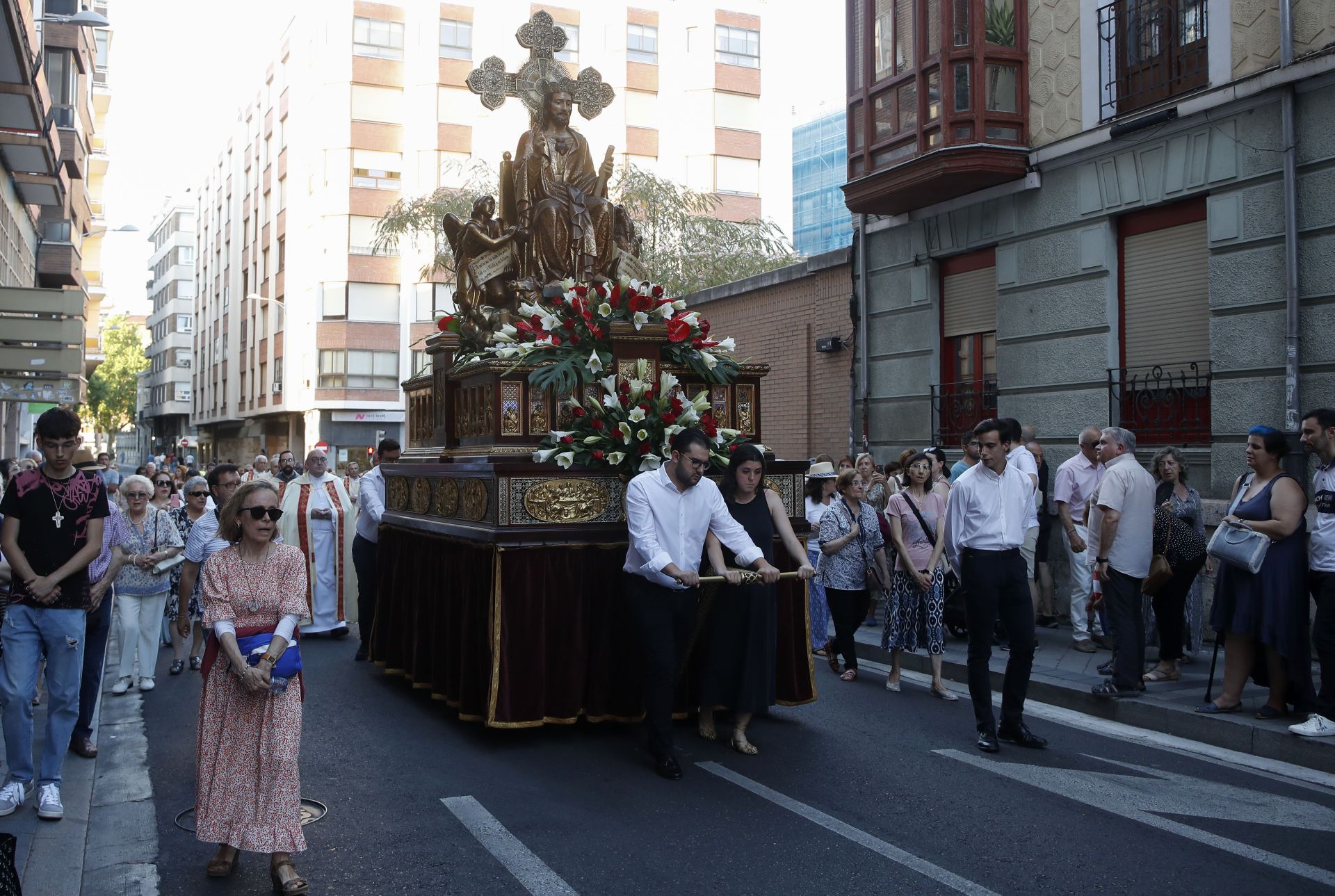 Las imágenes de la procesión en honor al Sagrado Corazón de Jesús